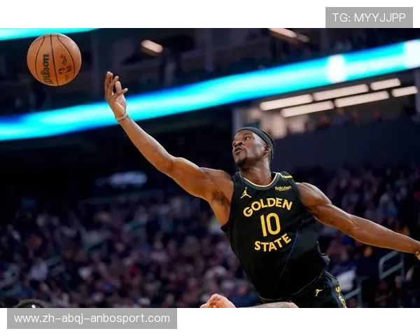 NBA联盟整体三分球使用率上涨是否导致进攻多样性下降