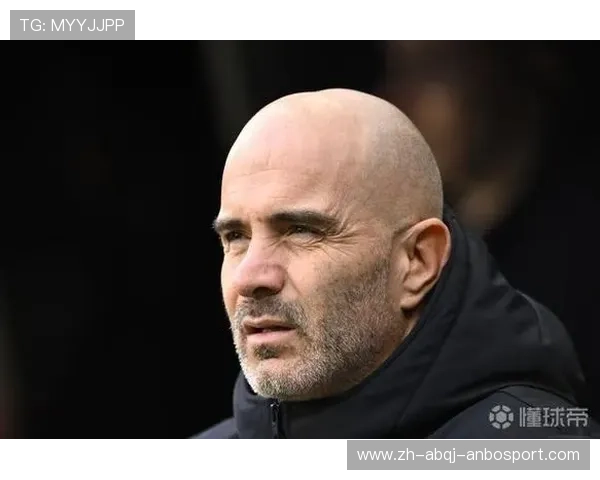 英超戴帽子的主教练：赛事中的表现与特色